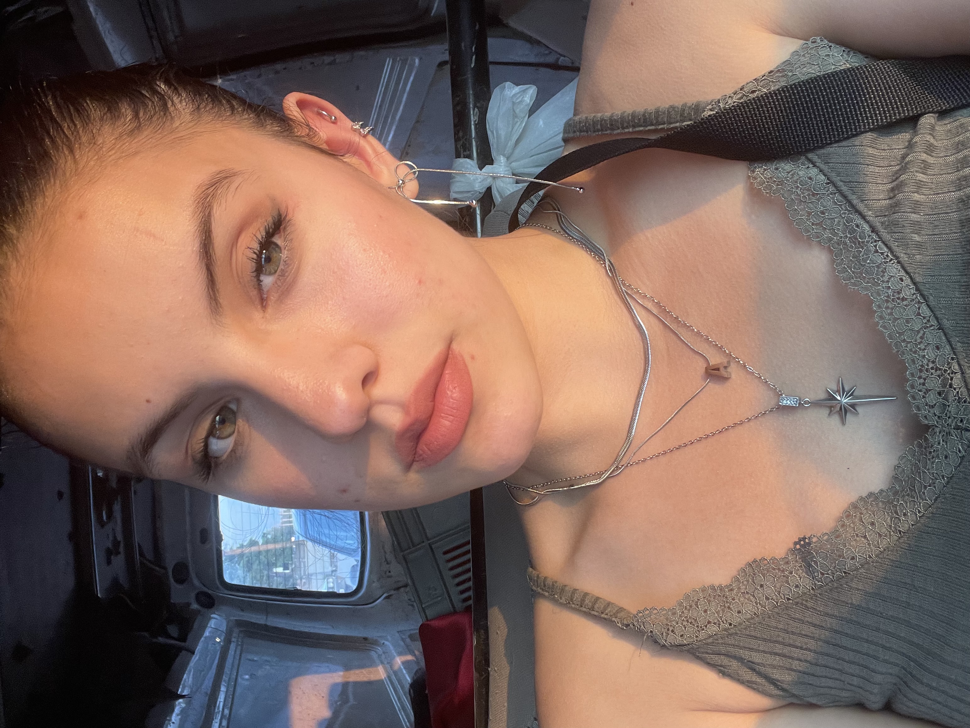 Azra  Gülseren - 4